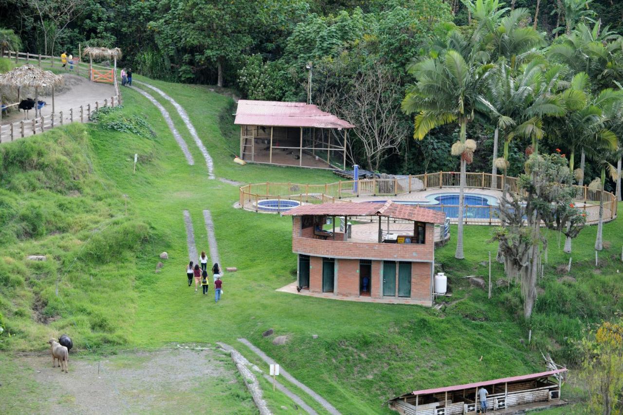Hacienda Charrascal Coffe Farm Lägenhet Manizales Exteriör bild