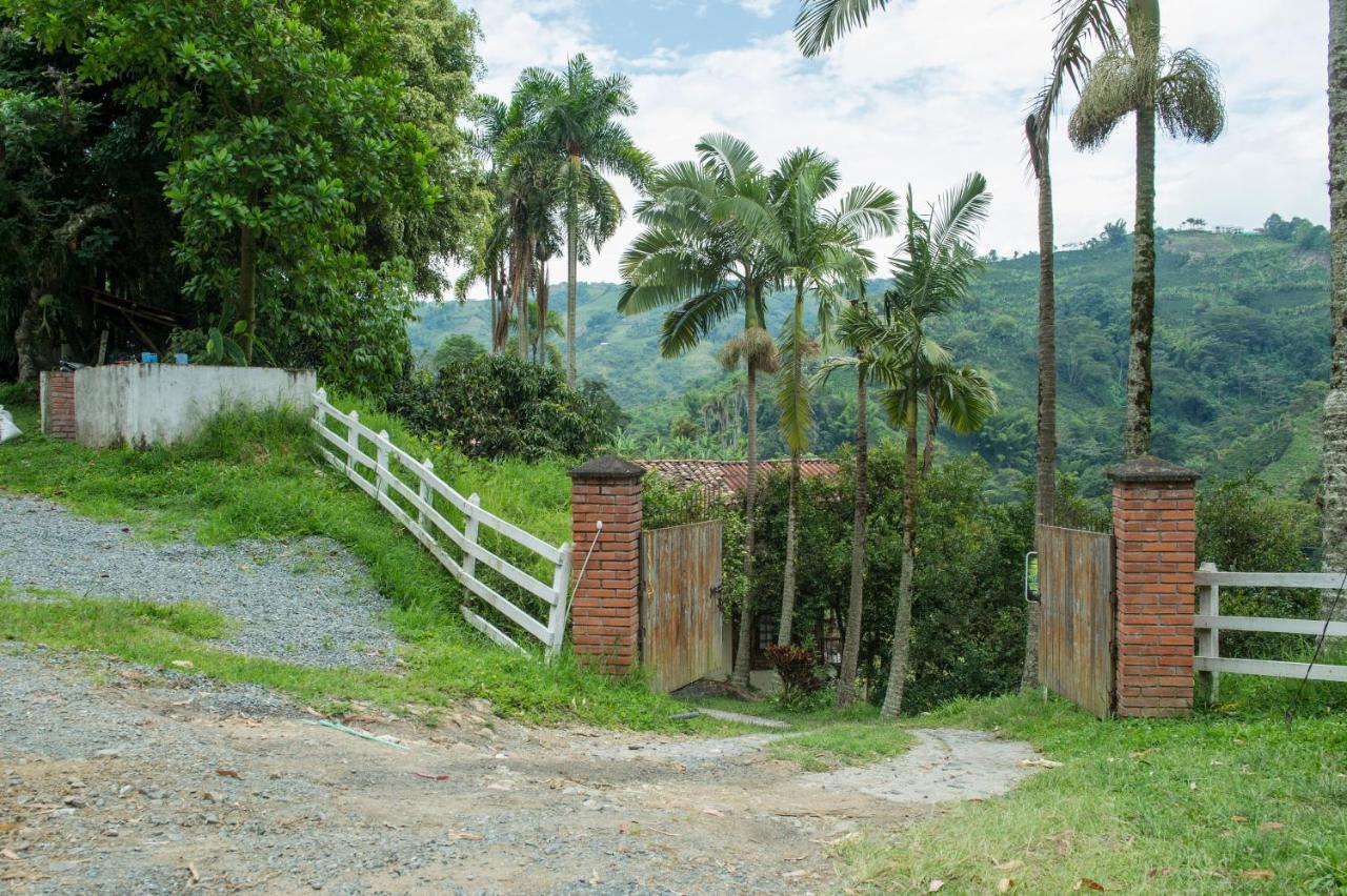 Hacienda Charrascal Coffe Farm Lägenhet Manizales Exteriör bild